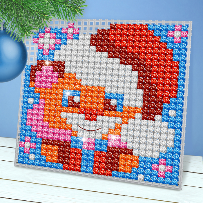 Новый год, вышивка крестиком на пластиковой канве "Мишка" с пластиковой иглой