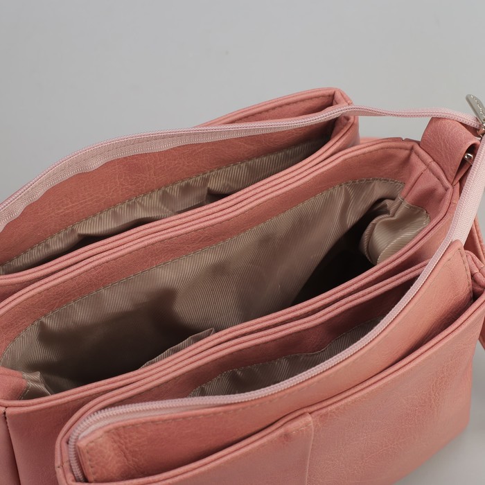 Сумка женская, 3 отдела на молнии, наружный карман, регулируемый ремень, цвет розовый