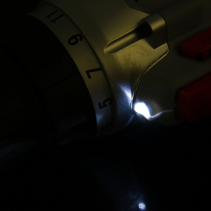 Дрель-шуруповерт "Ставр" ДА-14,4/2ЛМ, 14.4 В, 0-350/ 0-1250 об/мин, 27/15 Нм, аккумуляторная 36019