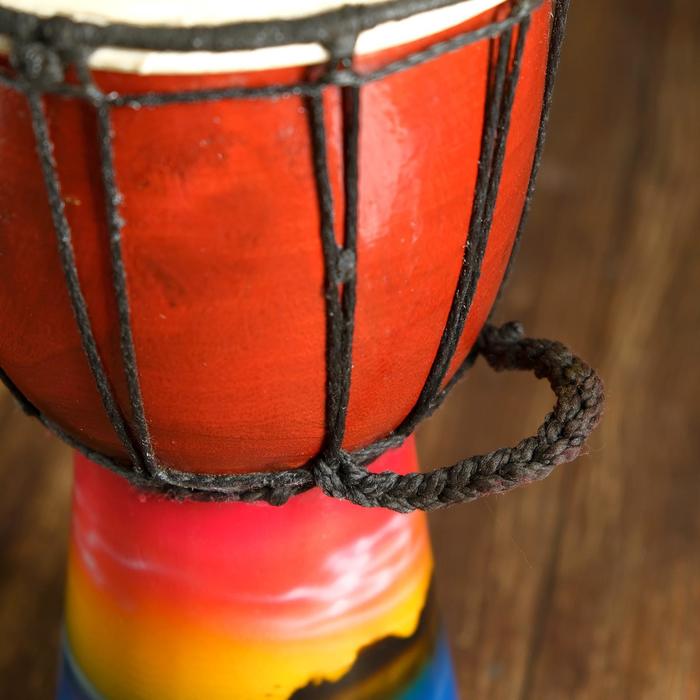 Музыкальный инструмент барабан джембе "Пейзаж" 30х15х15 см МИКС