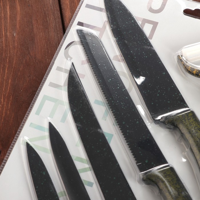 Набор кухонный "Глори", 6 предметов: 5 ножей лезвие 8/12,5/19,5/20/20 см, овощечистка, цвет зеленый