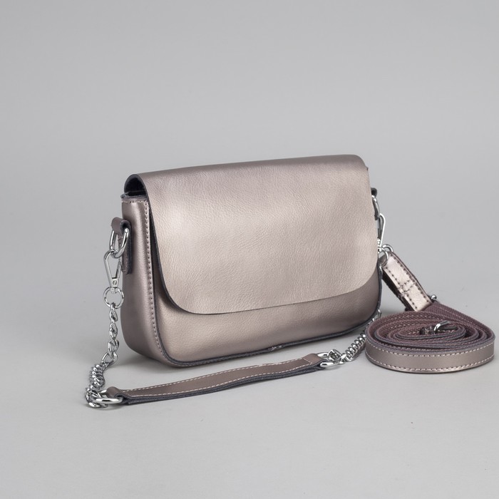 Сумка женская, отдел с перегородкой на молнии, наружный карман, цепь, длинный ремень, цвет бронзовый