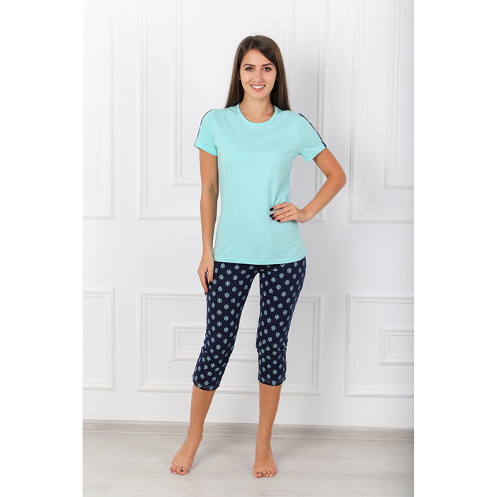 Комплект женский (футболка, бриджи) цвет зелёный, р-р 46