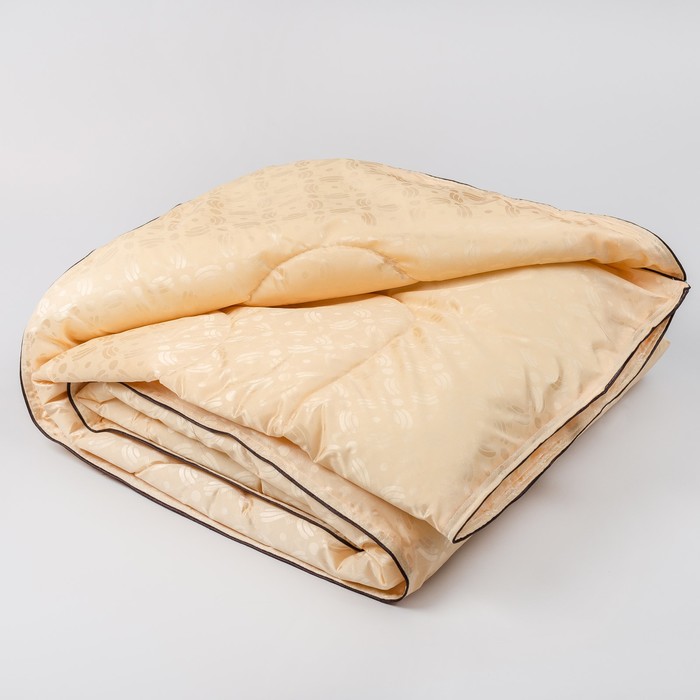 Одеяло облегченное Верблюд 1,5сп 140*205, 700гр, файбер, трикот 100%пэ