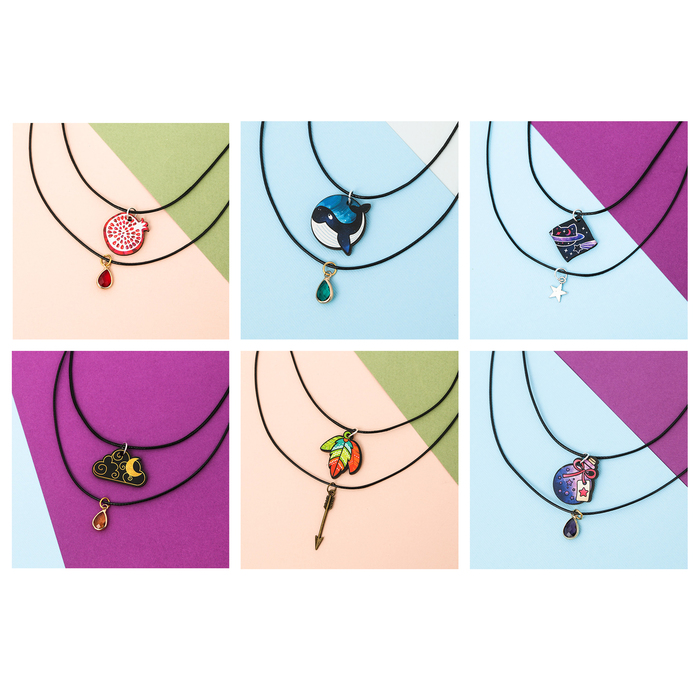 Набор подвесок на подложке "Космос"