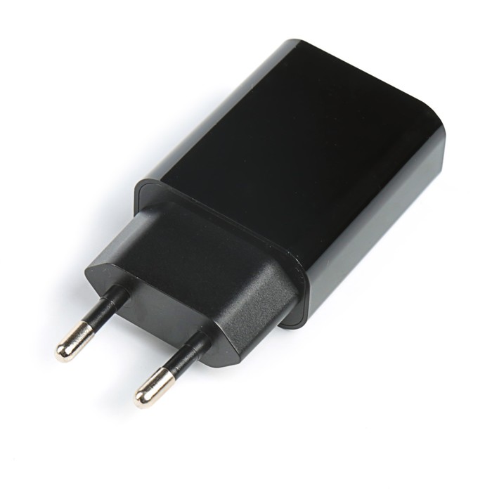 Зарядное устройство Jet.A UC-Z21, 3.0А,чёрное