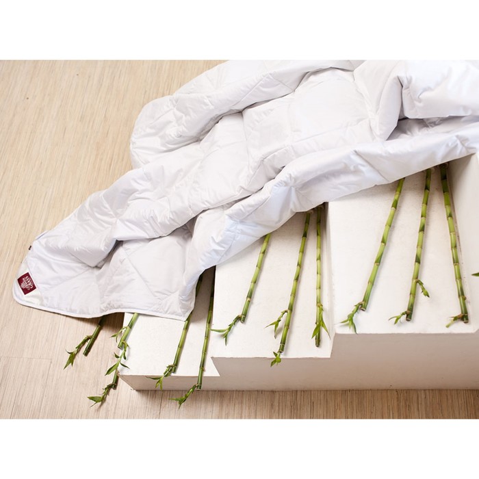 Одеяло лёгкое Bamboo, размер 200х220 см, бамбуковое волокно
