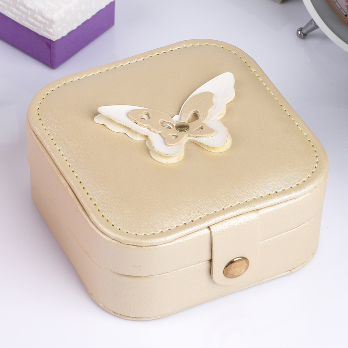 Шкатулка кожзам для украшений "Бабочка" золото 5х11,5х11,2 см