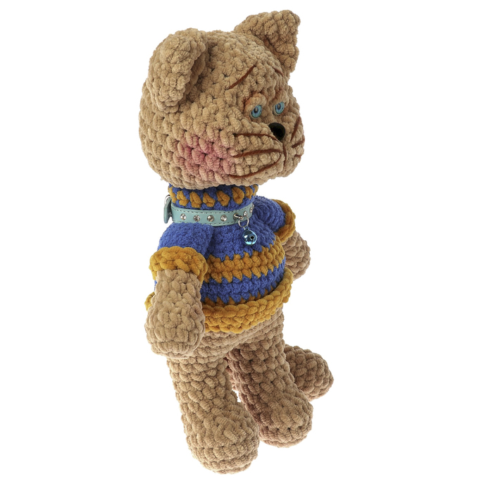 Сувенир вязаный "Кот бежевый с голубым ошейником" в сине-желтом, 30 см