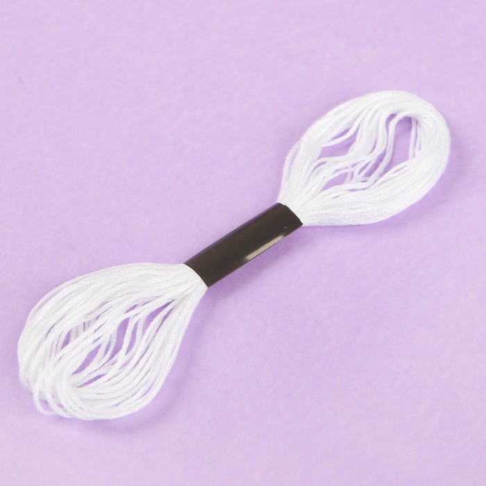 Вышивка лентами на мешочке "Лений букет с ягодой", 35 х 25 см