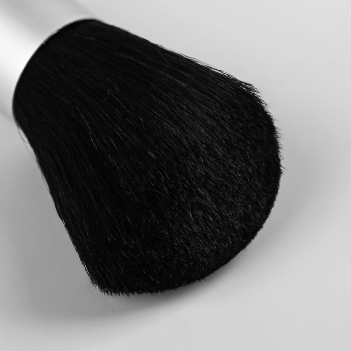 Кисть для макияжа/пудры и румян "Кабуки", натуральный волос, цвет чёрный/серебристый
