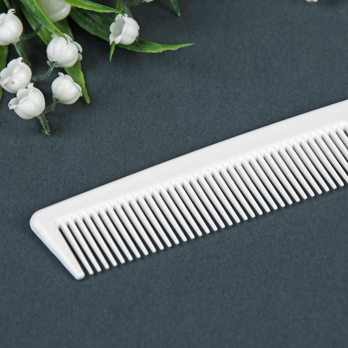 Набор расчесок, 3 предмета: с хвостиком, комбинированная, простая, цвет белый