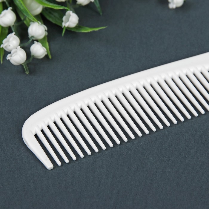 Набор расчесок, 3 предмета: с хвостиком, комбинированная, простая, цвет белый