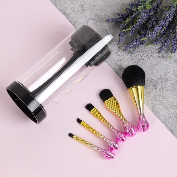 Набор кистей для макияжа, на подставке, 5 предметов, цвет МИКС