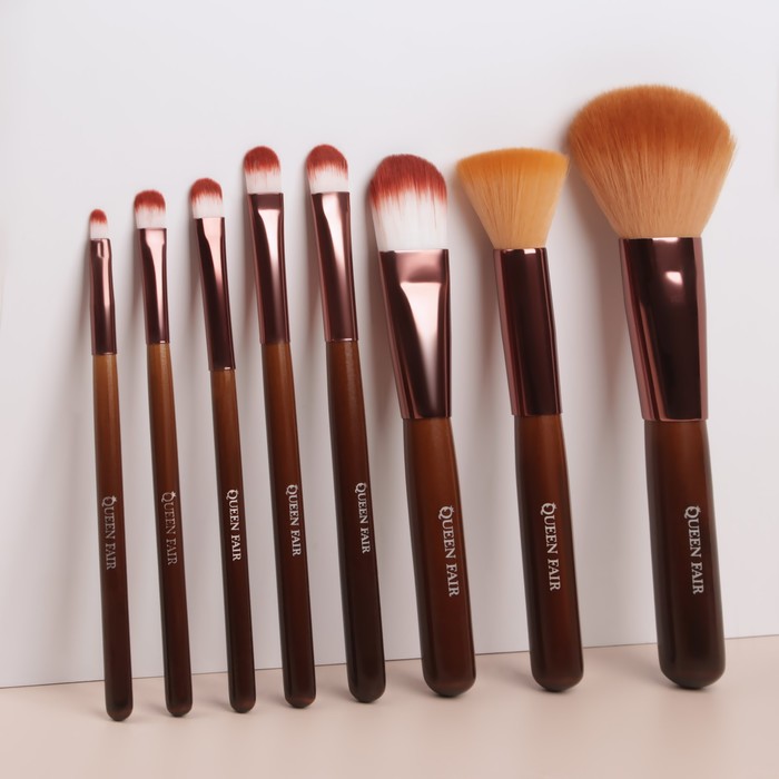 Набор кистей для макияжа "Полоски", 8 предметов, 22*13,2см, цвет коричневый