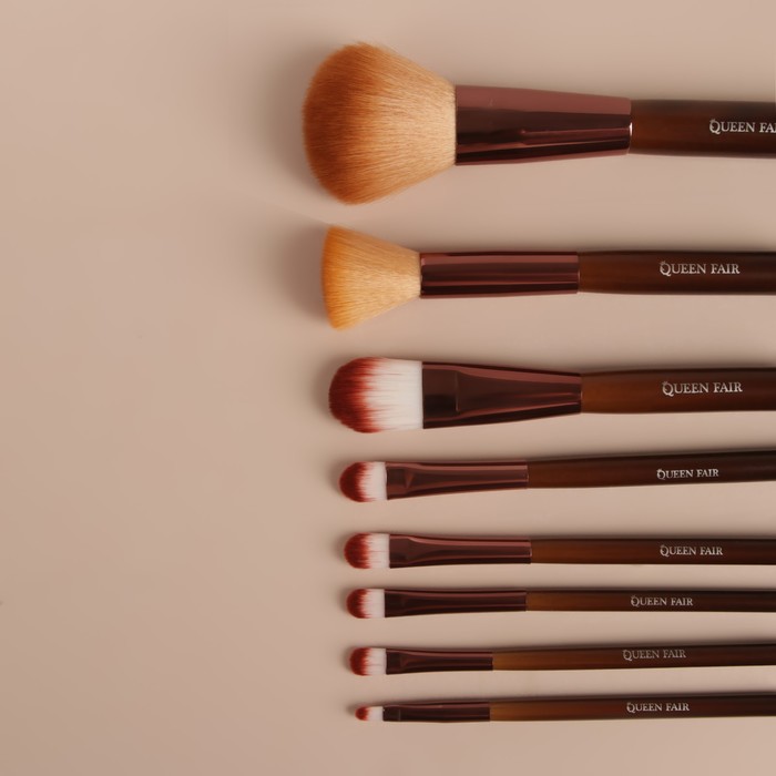 Набор кистей для макияжа "Полоски", 8 предметов, 22*13,2см, цвет коричневый