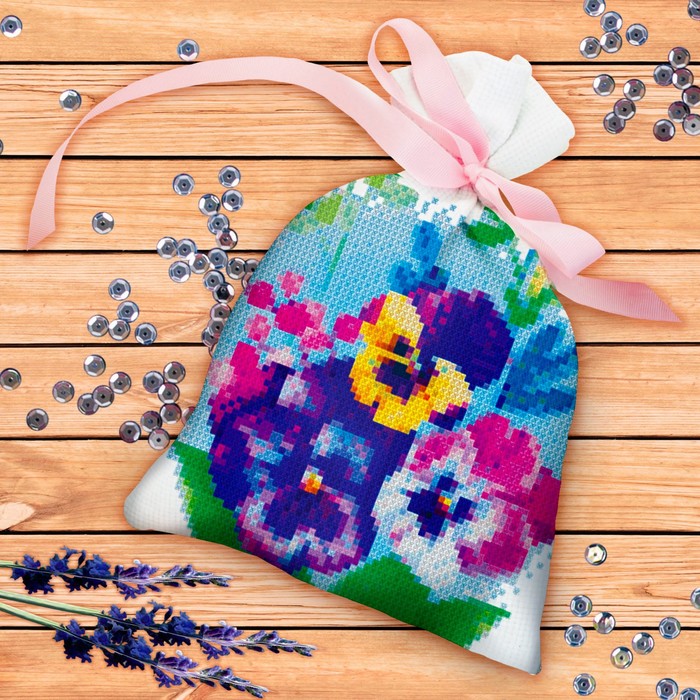 Вышивка крестиком на мешочке "Цветы"