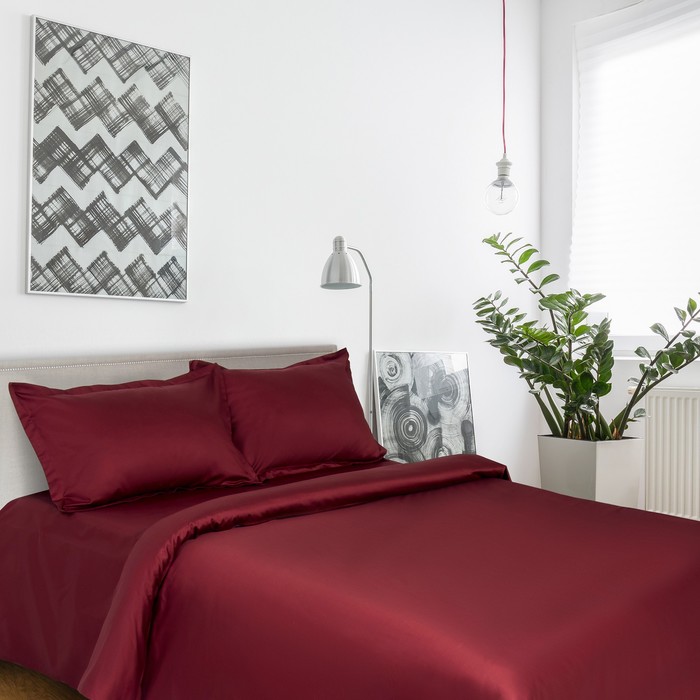 Постельное бельё "Этель" дуэт Спелая вишня 143х215 см - 2 шт., 220х240 см, наволочки 50х70 + 3 см - 2 шт., сатин 128 г/м²