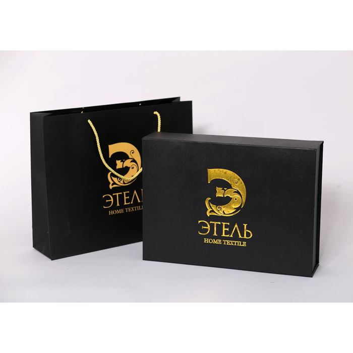 Постельное бельё "Этель" дуэт Спелая вишня 143х215 см - 2 шт., 220х240 см, наволочки 50х70 + 3 см - 2 шт., сатин 128 г/м²