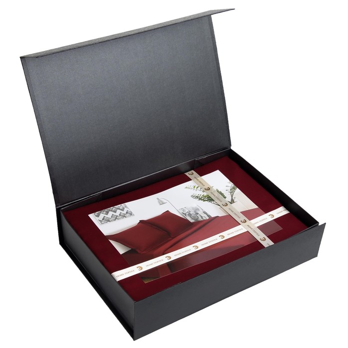 Постельное бельё "Этель" дуэт Спелая вишня 143х215 см - 2 шт., 220х240 см, наволочки 50х70 + 3 см - 2 шт., сатин 128 г/м²