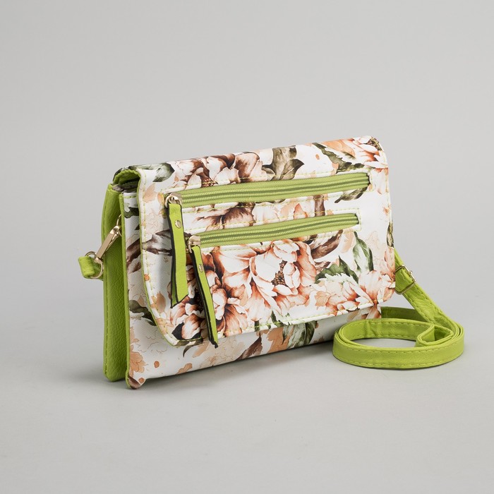 Клатч женский, 3 отдела на молнии, 2 наружных кармана, длинный ремень, цвет зелёный