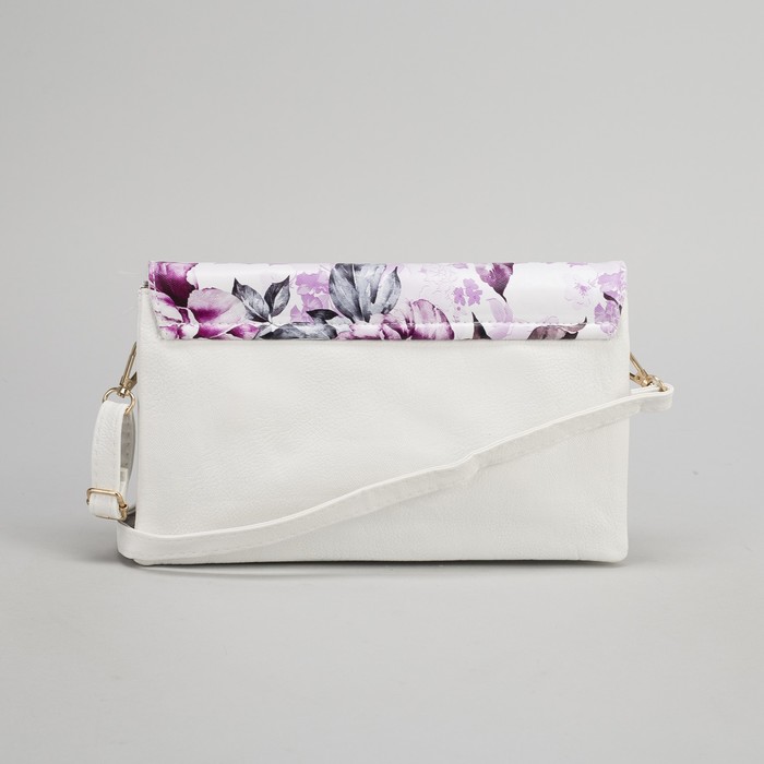 Клатч женский, 3 отдела на молнии, 2 наружных кармана, длинный ремень, цвет белый