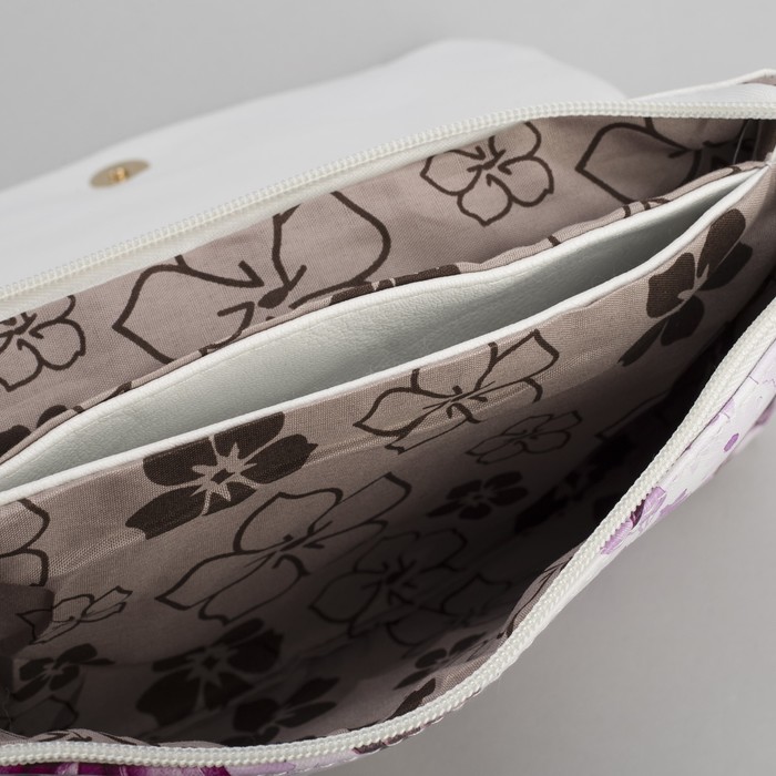 Клатч женский, 3 отдела на молнии, 2 наружных кармана, длинный ремень, цвет белый