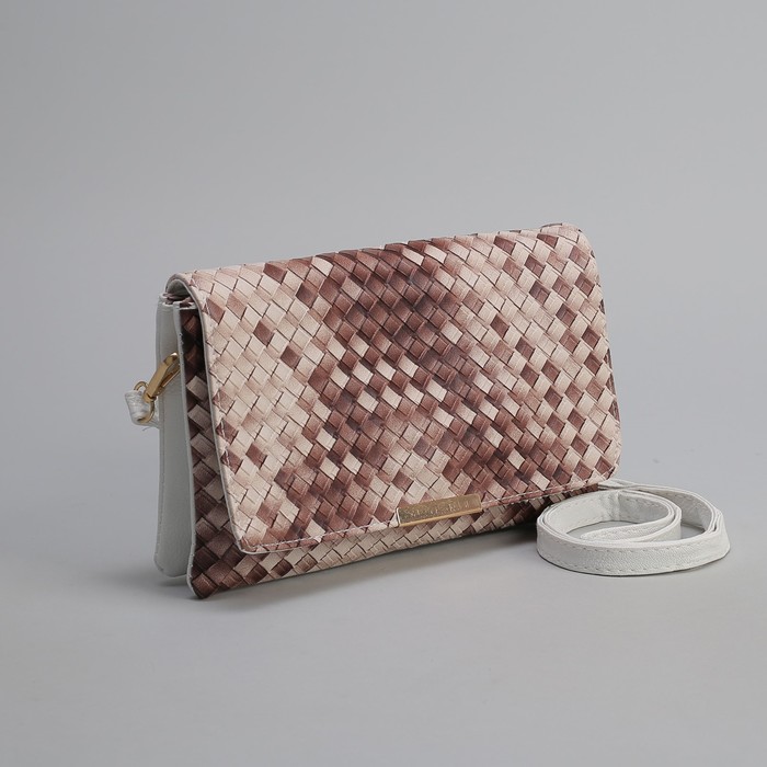 Клатч женский, 3 отдела на молнии, длинный ремень, цвет белый