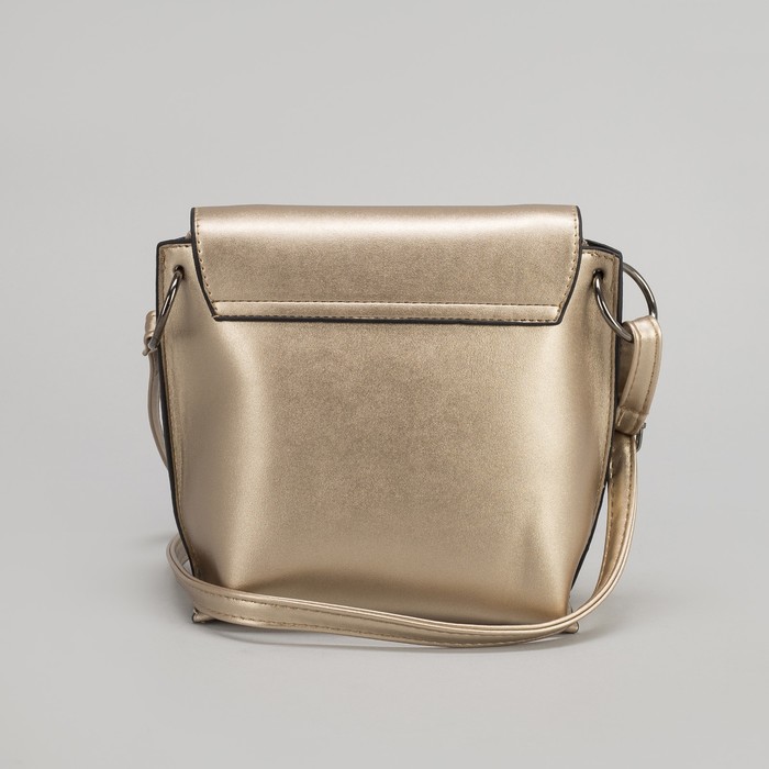 Сумка женская, отдел на молнии, цвет золотой