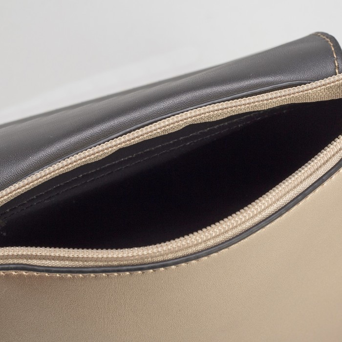 Сумка женская, отдел на молнии, цвет золотой