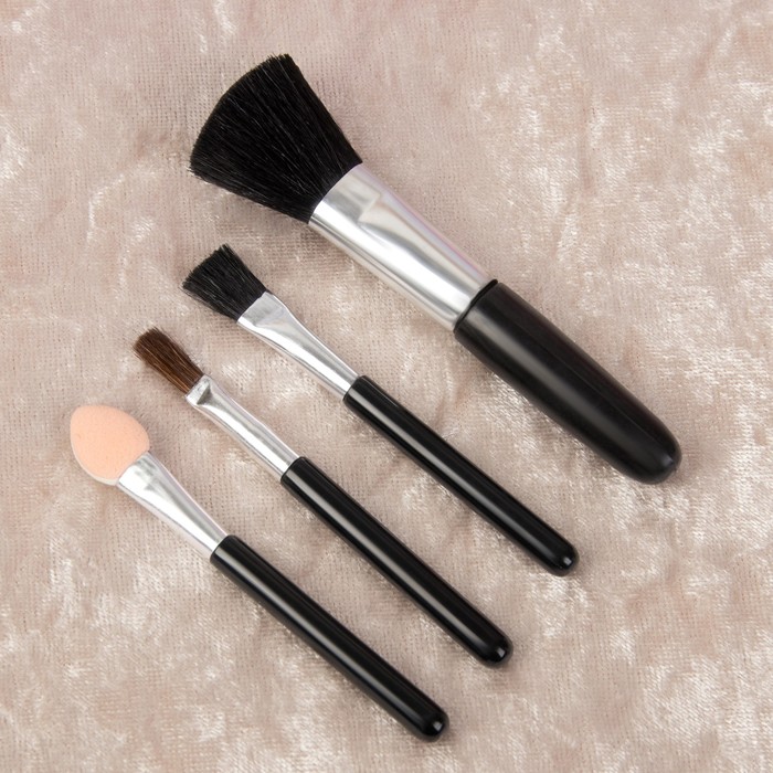 Набор кистей для макияжа, 4 предмета, 8,5см, цвет чёрный