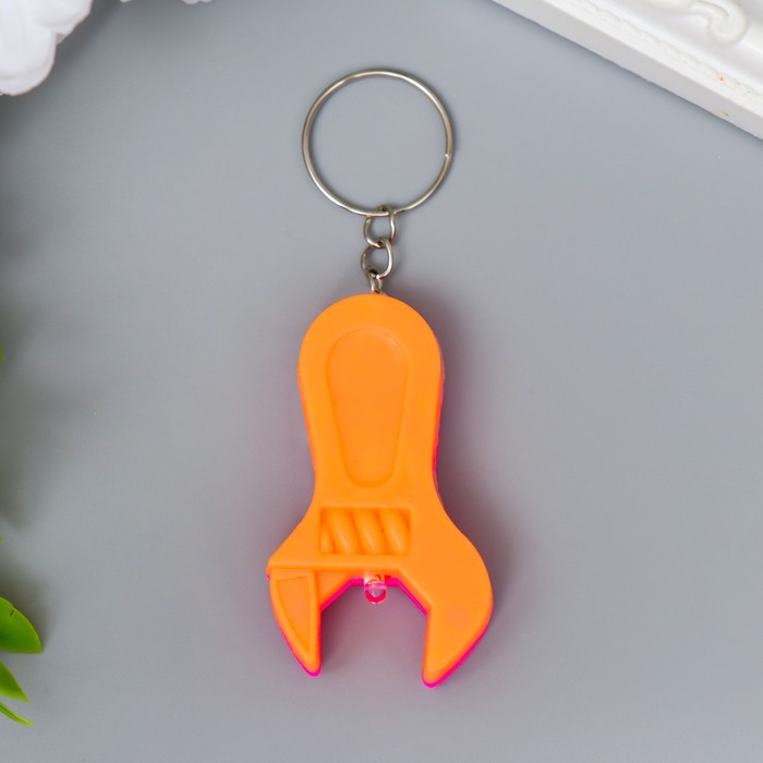 Фонарик свет на кольце "Инструмент" МИКС 5х3,4х1,2 см