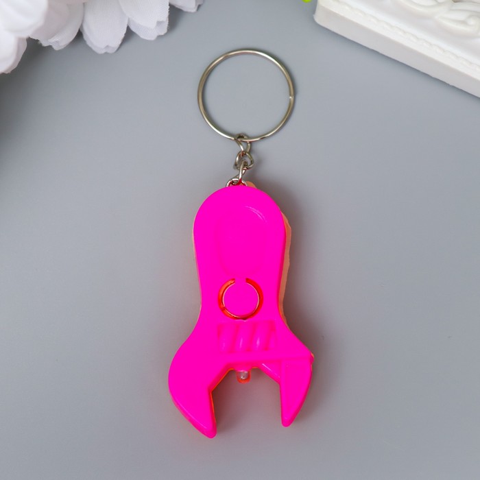 Фонарик свет на кольце "Инструмент" МИКС 5х3,4х1,2 см