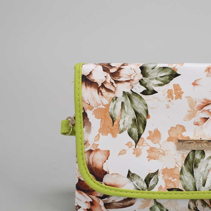 Клатч женский, 3 отдела на молнии, длинный ремень, цвет зелёный