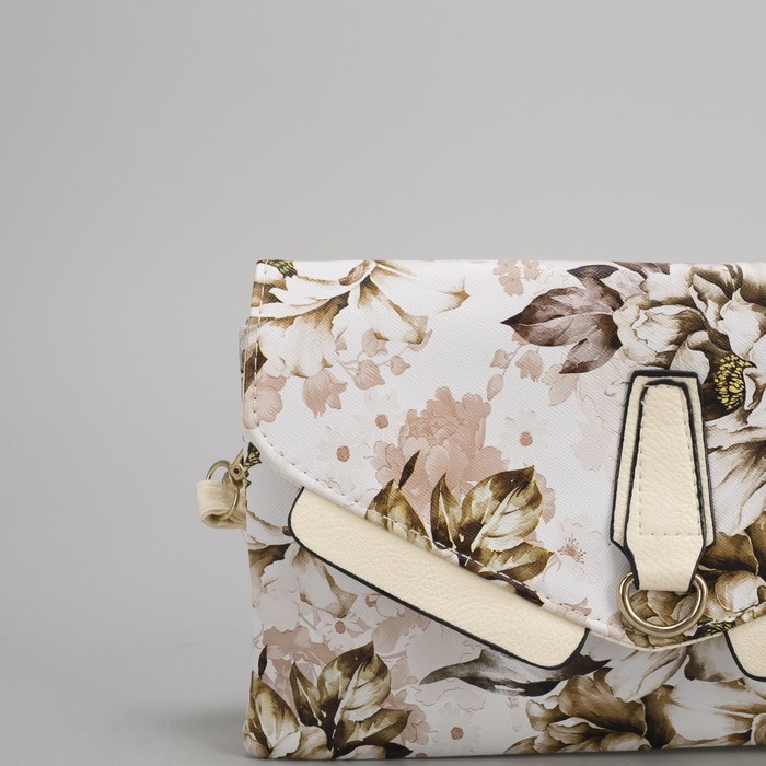 Клатч женский, 3 отдела на молнии, наружный карман, длинный ремень, цвет бежевый