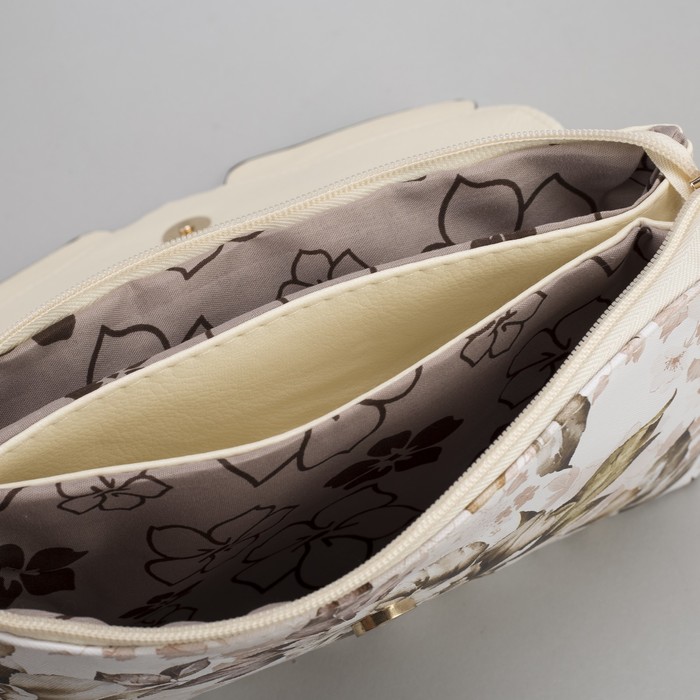 Клатч женский, 3 отдела на молнии, наружный карман, длинный ремень, цвет бежевый