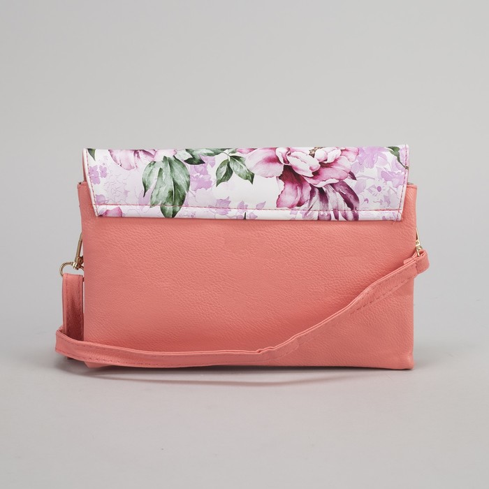 Клатч женский, 3 отдела на молнии, наружный карман, длинный ремень, цвет розовый