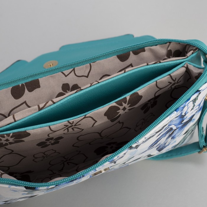 Клатч женский, 3 отдела на молнии, наружный карман, длинный ремень, цвет бирюзовый