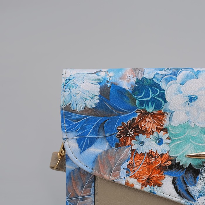 Клатч женский, 3 отдела на молнии, длинный ремень, цвет хаки