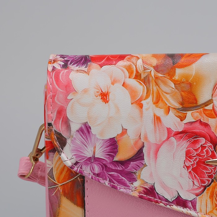 Клатч женский, 3 отдела на молнии, длинный ремень, цвет розовый