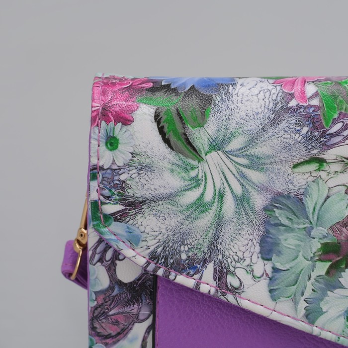 Клатч женский, 3 отдела на молнии, длинный ремень, цвет сиреневый