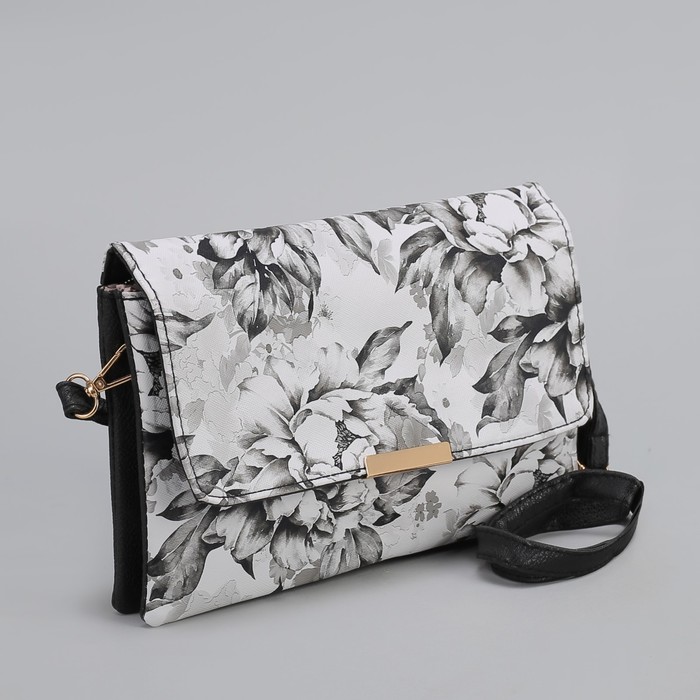 Клатч женский, 3 отдела на молнии, длинный ремень, цвет чёрный