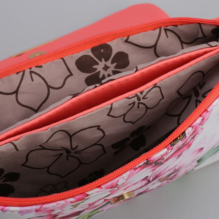 Клатч женский, 3 отдела на молнии, длинный ремень, цвет розовый