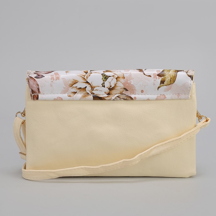 Клатч женский, 3 отдела на молнии, 2 наружных кармана, длинный ремень, цвет бежевый