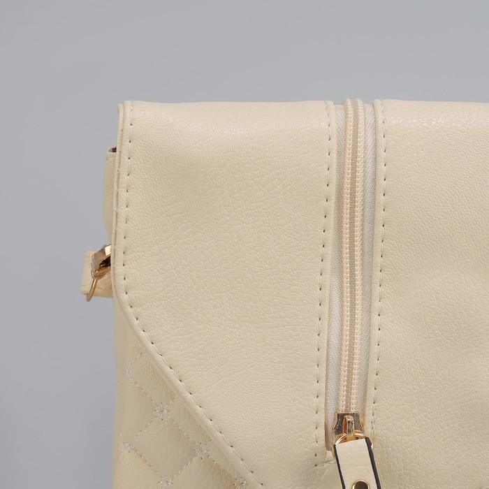 Клатч женский, 3 отдела на молнии, наружный карман, длинный ремень, цвет бежевый