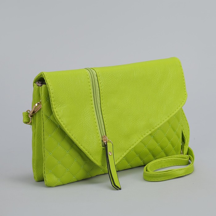 Клатч женский, 3 отдела на молнии, наружный карман, длинный ремень, цвет зелёный