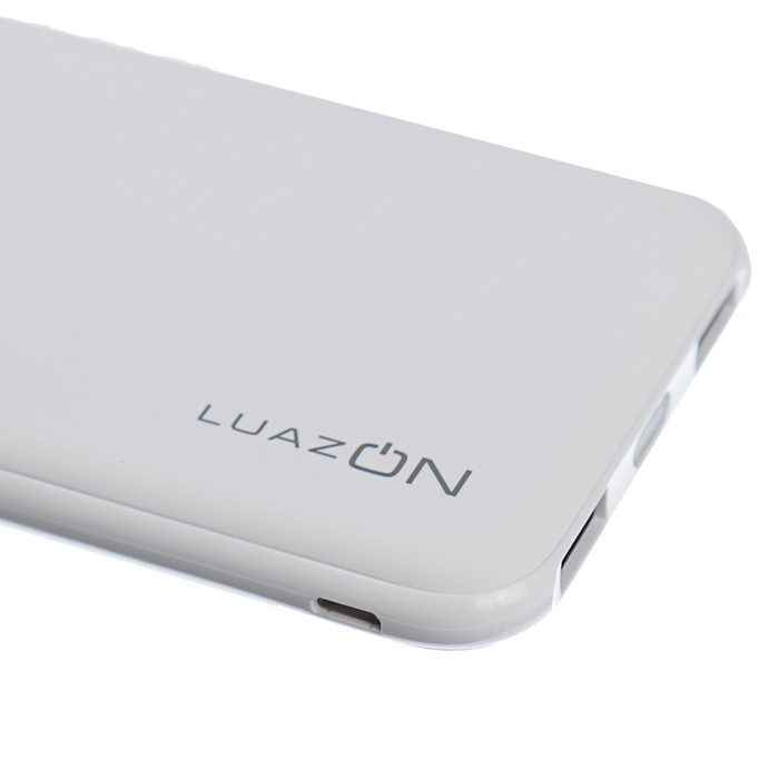 Внешний аккумулятор LuazON Home 10000 мАч, 2 USB,фонарик,Soft touch,белый,провод в комплекте