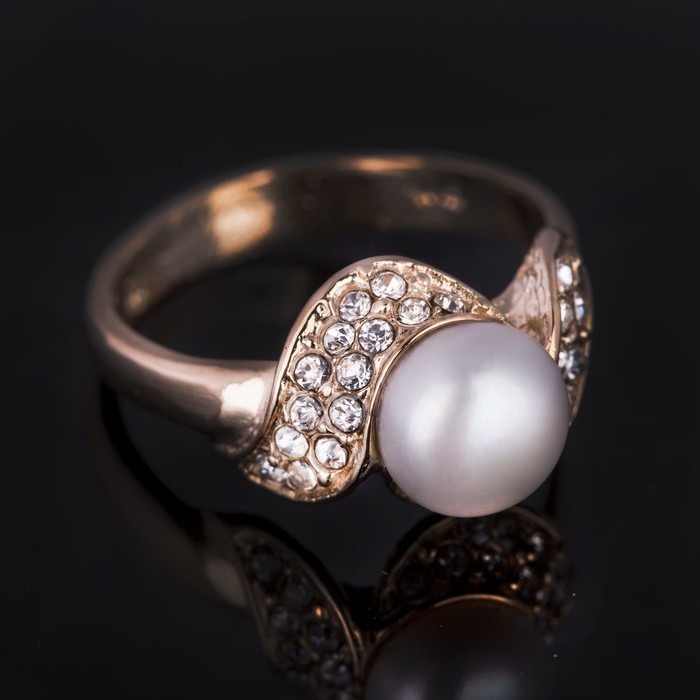 Кольцо бижар "Адель", жемчуг речной, размер 17,5, цвет белый в золоте