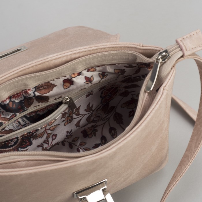 Сумка женская, отдел на клапане, регулируемый ремень, цвет пудровый