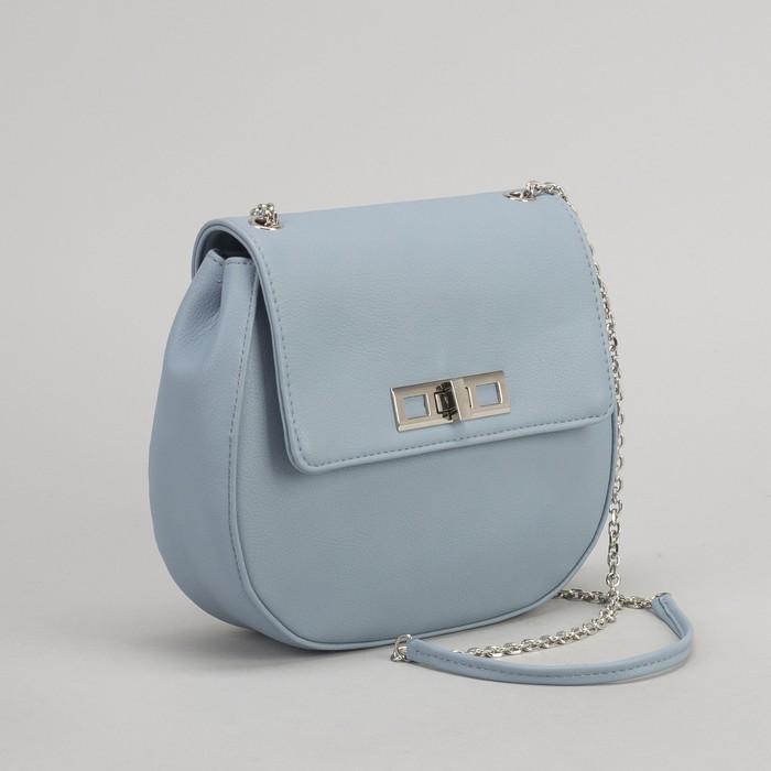 Сумка женская, отдел на клапане, длинный ремень, цвет голубой